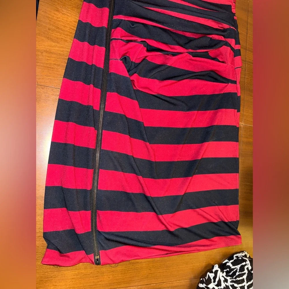 Eloquii Red and Black Dress - Picture 14 of 14